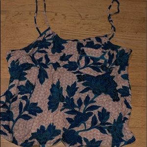 spaghetti strapped crop top